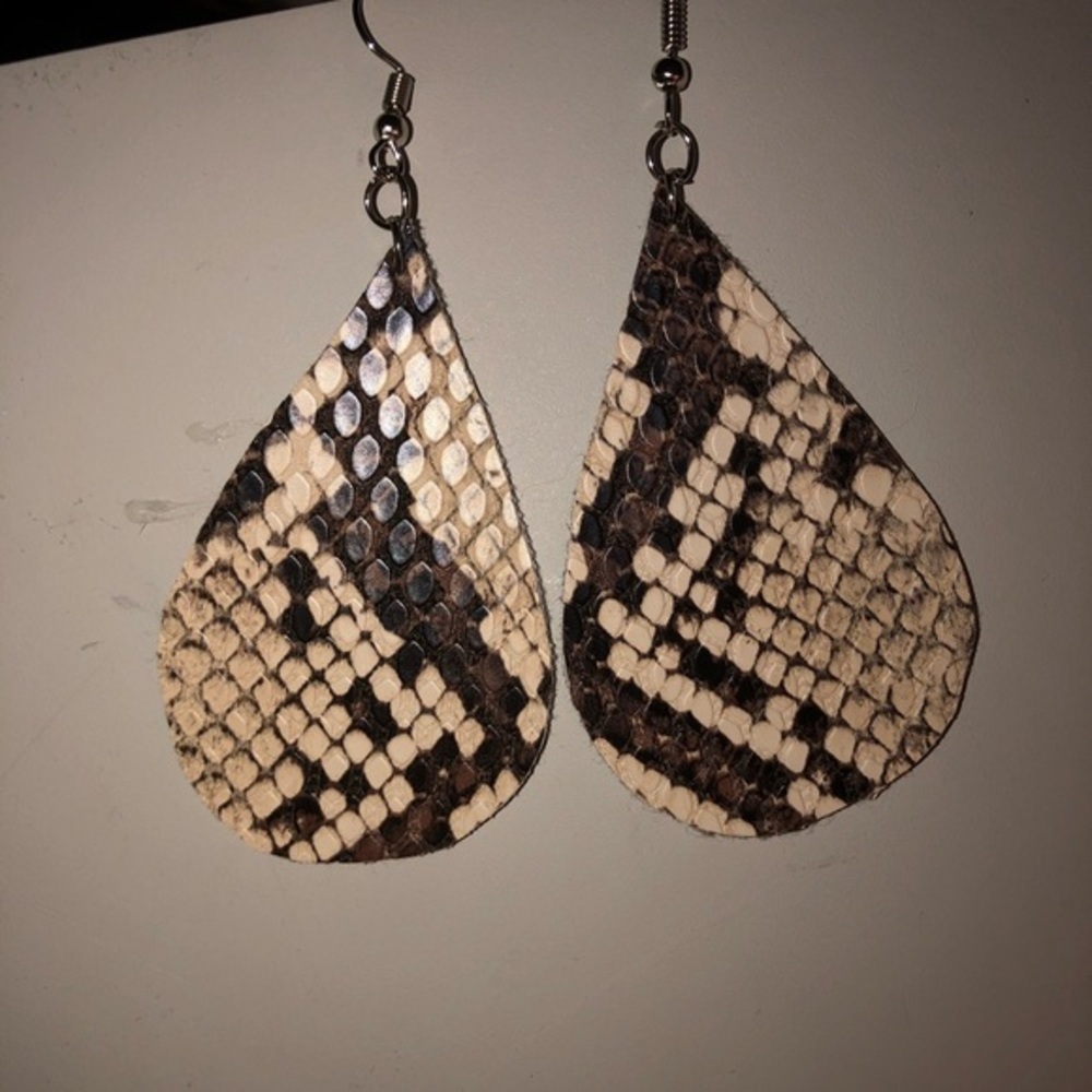 Snakeskin Faux Leather Earrings - Picture 3 of 3